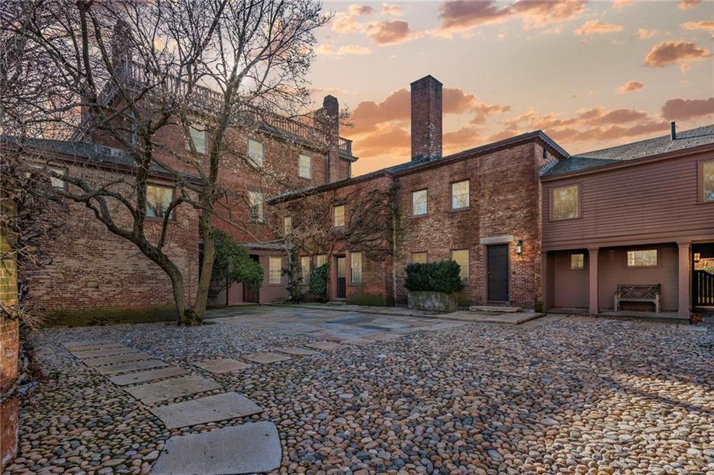 66 Williams St, East Side of Prov, RI 02906