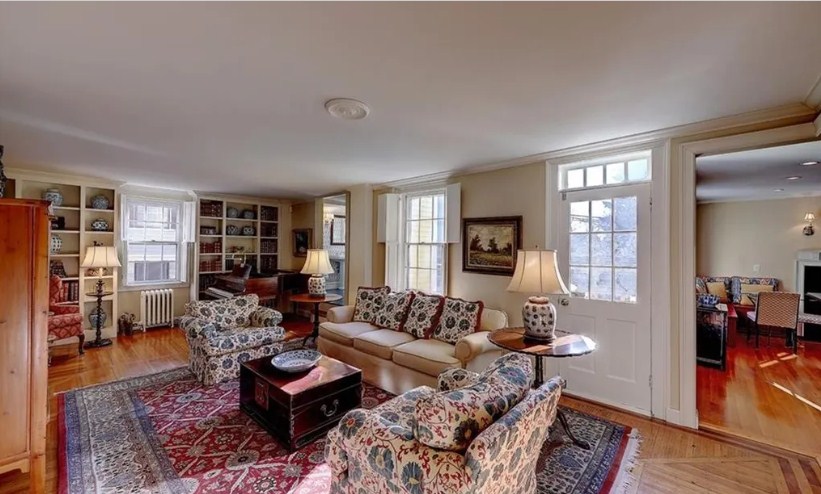 21 George St, East Side of Prov, RI 02906