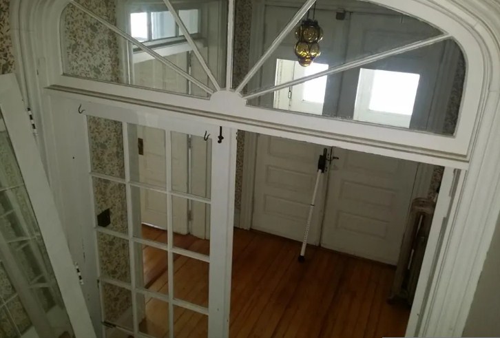 27 Taber Ave, Providence, RI 02906