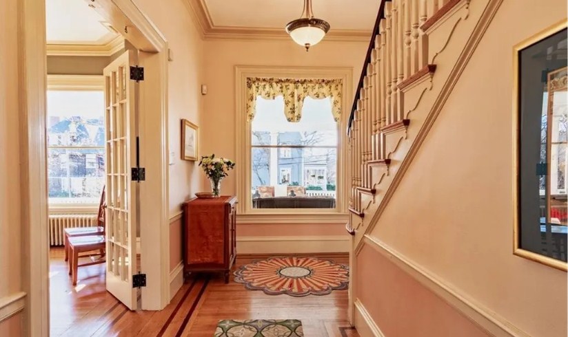 41 Arlington Ave, East Side of Prov, RI 02906