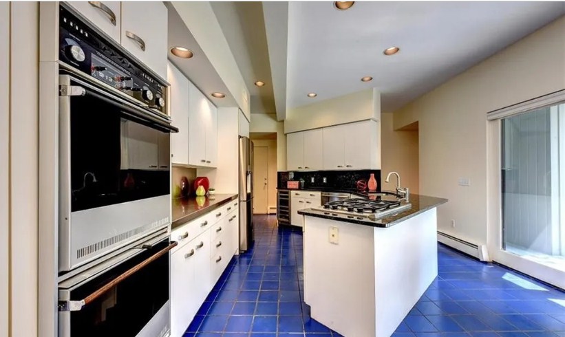 27 Loring Ave, East Side of Prov, RI 02906