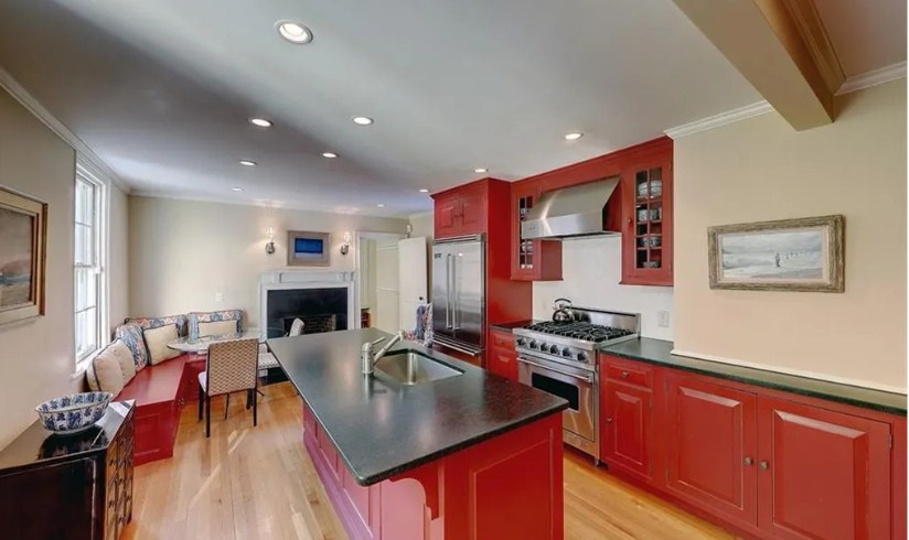 21 George St, East Side of Prov, RI 02906