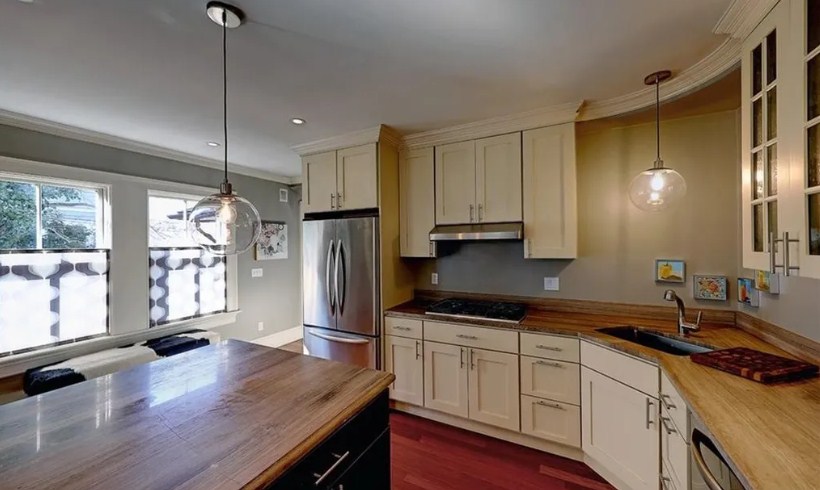 131 Congdon St, East Side of Prov, RI 02906