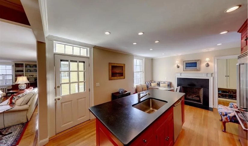 21 George St, East Side of Prov, RI 02906