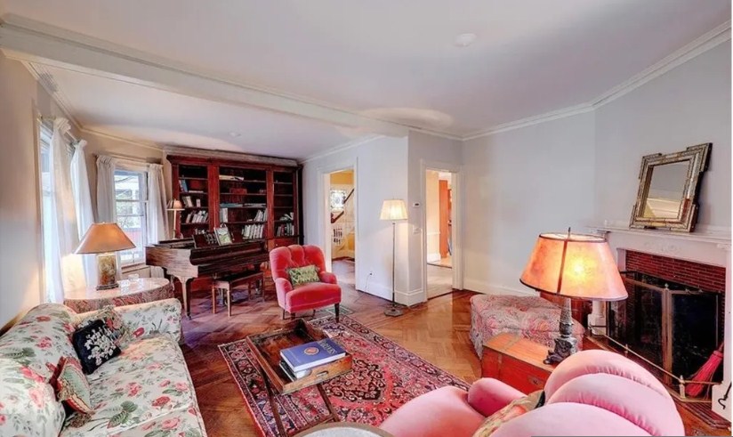 251 Olney St, East Side of Prov, RI 02906