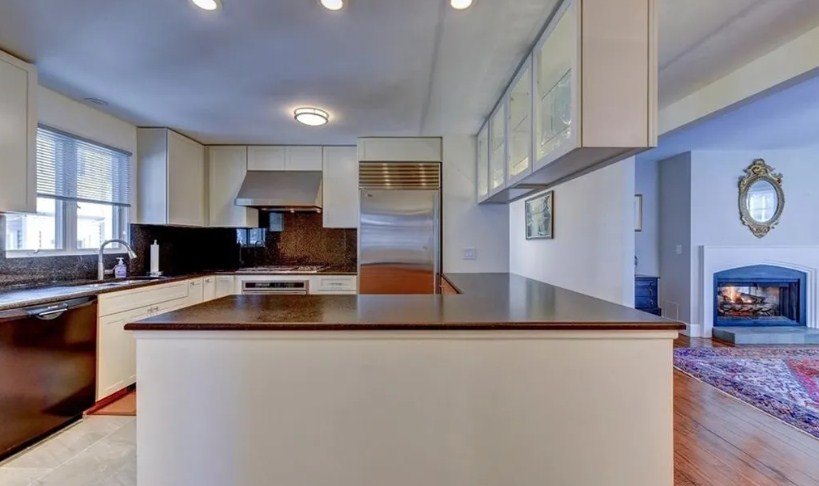 224 Doyle Ave, East Side of Prov, RI 02906