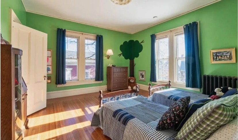 41 Arlington Ave, East Side of Prov, RI 02906