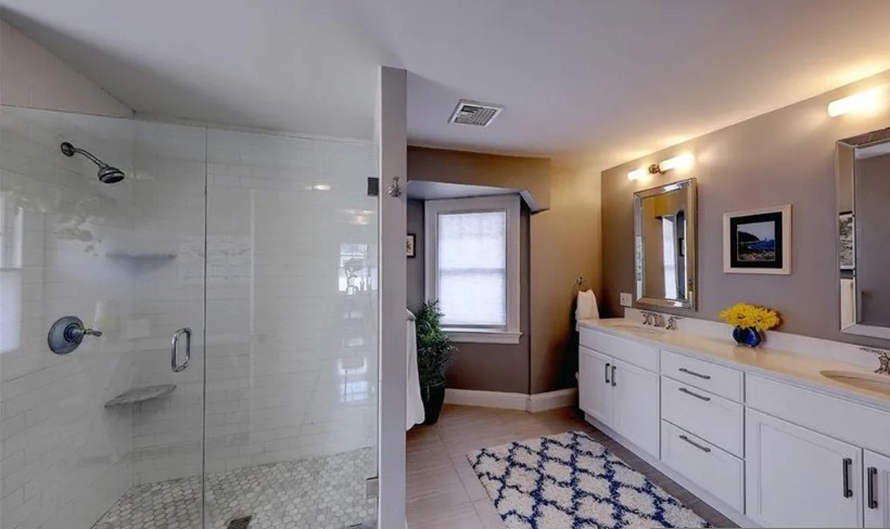 47 Adelphi Ave, East Side of Prov, RI 02906