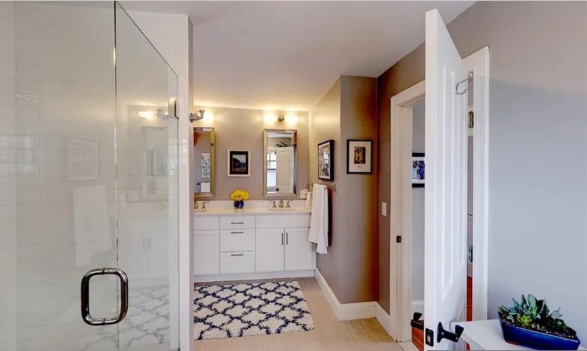 47 Adelphi Ave, East Side of Prov, RI 02906