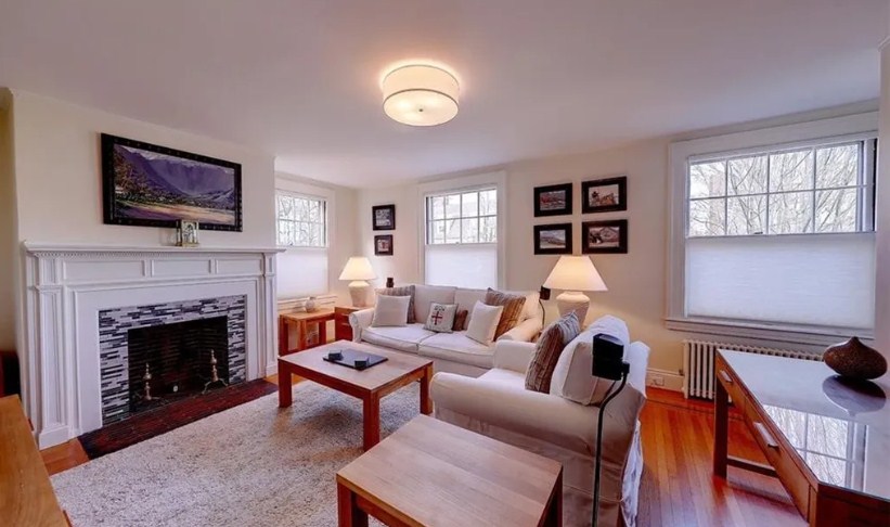 145 Meeting St, East Side of Prov, RI 02906