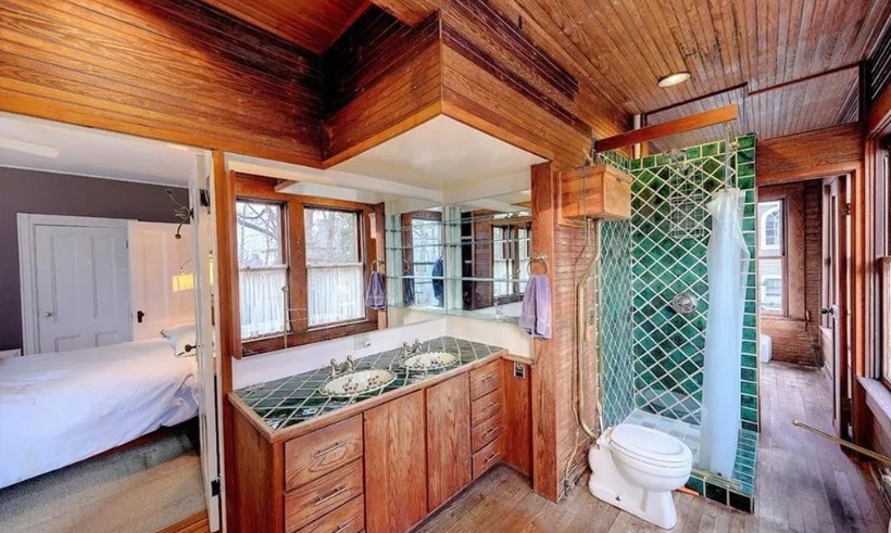 251 Olney St, East Side of Prov, RI 02906