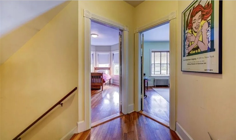 8 Rhode Island Ave, East Side of Prov, RI 02906
