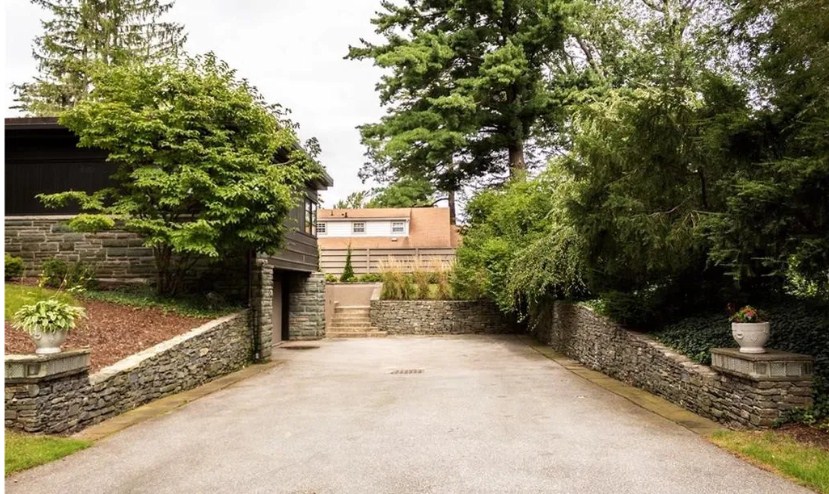 80 Clarendon Ave, East Side of Prov, RI 02906