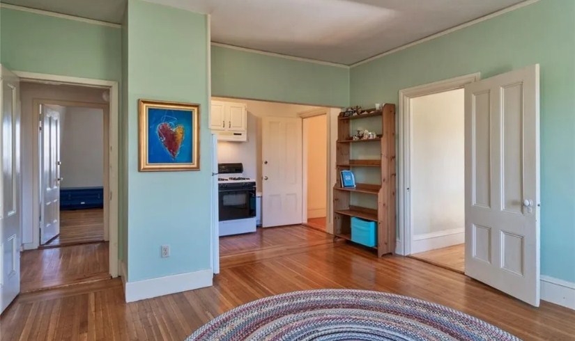 41 Arlington Ave, East Side of Prov, RI 02906