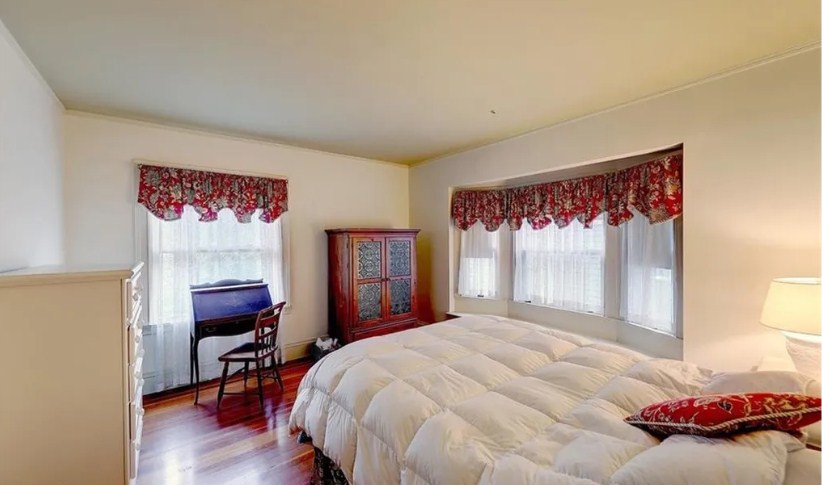 175 Power St, East Side of Prov, RI 02906