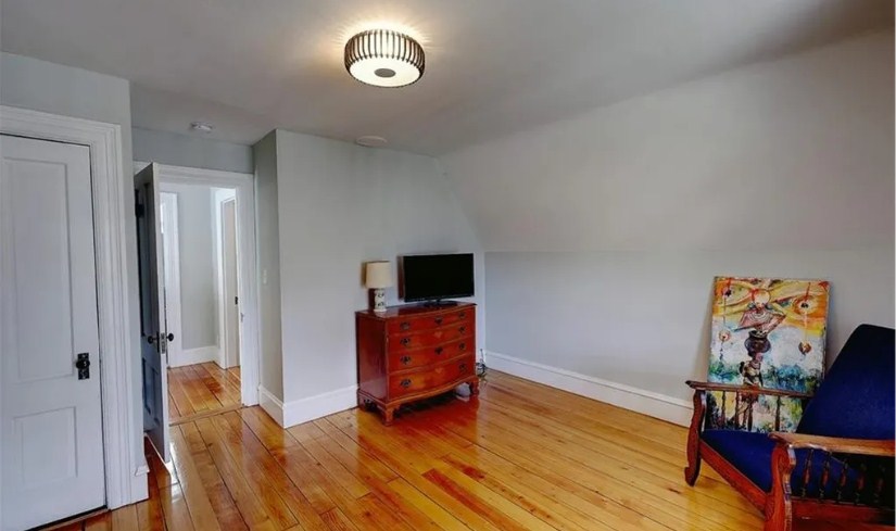 47 Adelphi Ave, East Side of Prov, RI 02906