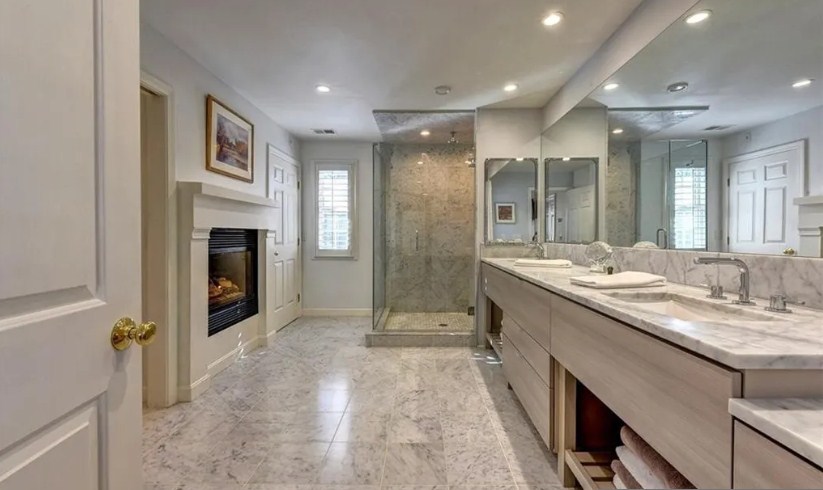 224 Doyle Ave, East Side of Prov, RI 02906
