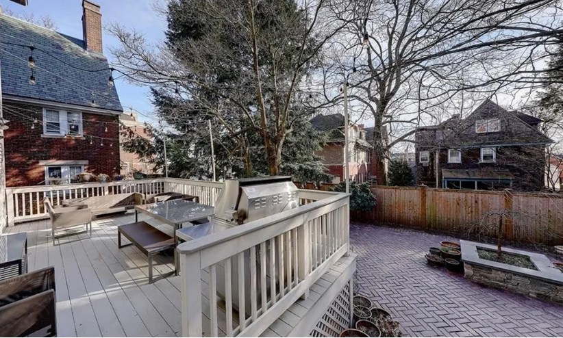 145 Meeting St, East Side of Prov, RI 02906