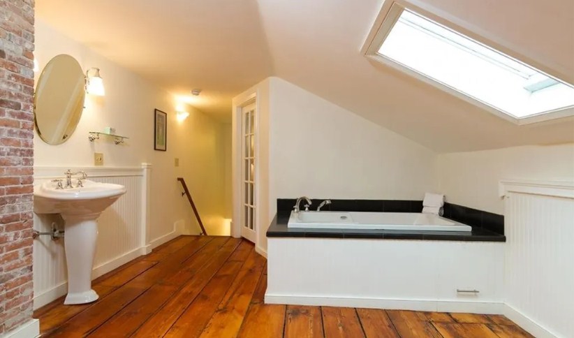 106 Williams St Unit 3, East Side of Prov, RI 02906