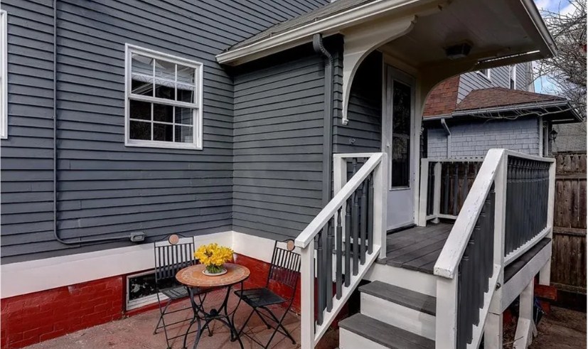 47 Adelphi Ave, East Side of Prov, RI 02906