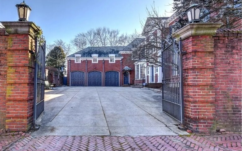 45 Balton Rd, East Side of Prov, RI 02906