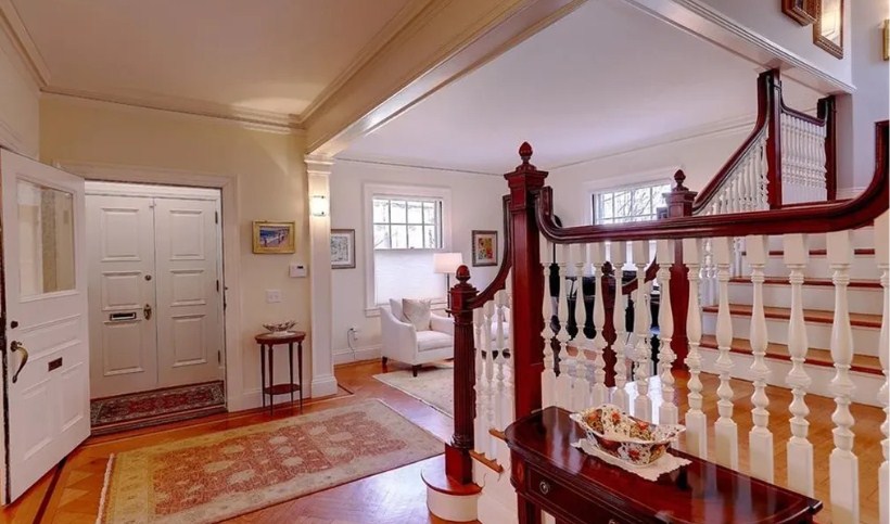 145 Meeting St, East Side of Prov, RI 02906