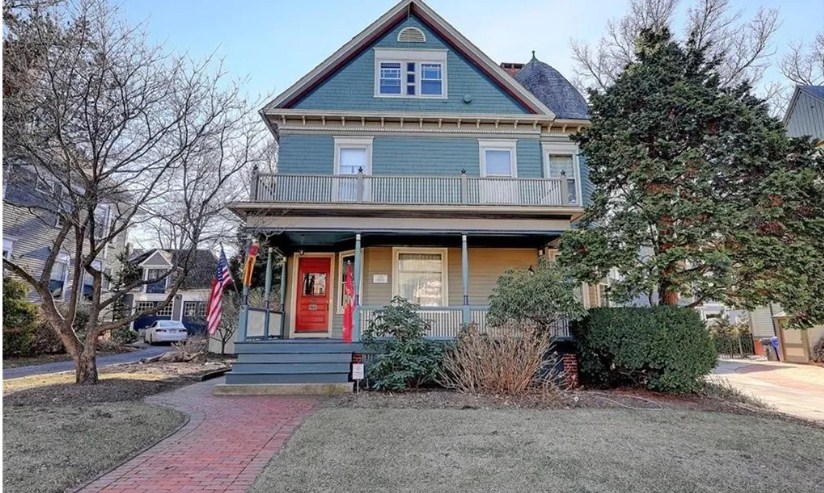 251 Olney St, East Side of Prov, RI 02906