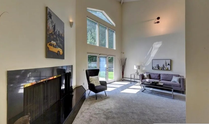 27 Loring Ave, East Side of Prov, RI 02906