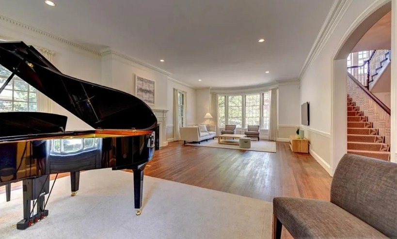 45 Balton Rd, East Side of Prov, RI 02906