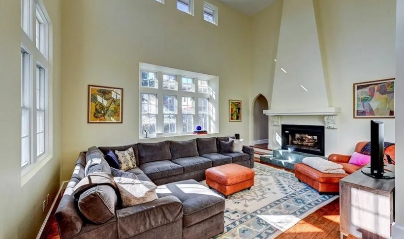 224 Doyle Ave, East Side of Prov, RI 02906