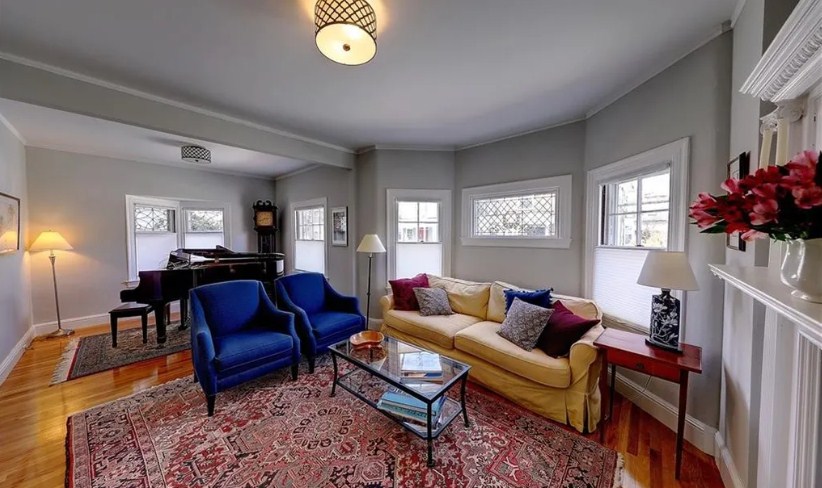 47 Adelphi Ave, East Side of Prov, RI 02906