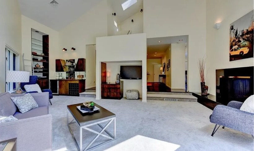 27 Loring Ave, East Side of Prov, RI 02906