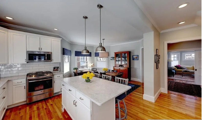 47 Adelphi Ave, East Side of Prov, RI 02906