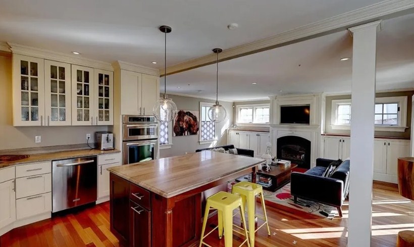 131 Congdon St, East Side of Prov, RI 02906