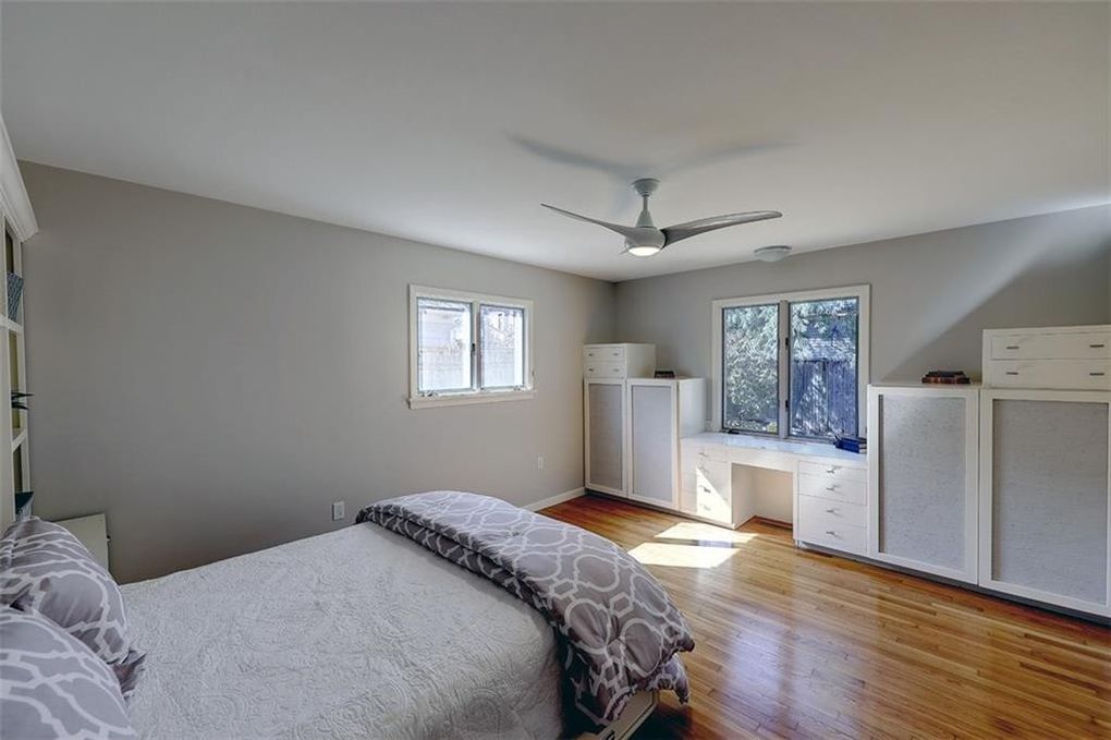 230 Laurel Ave, East Side of Prov, RI 02906