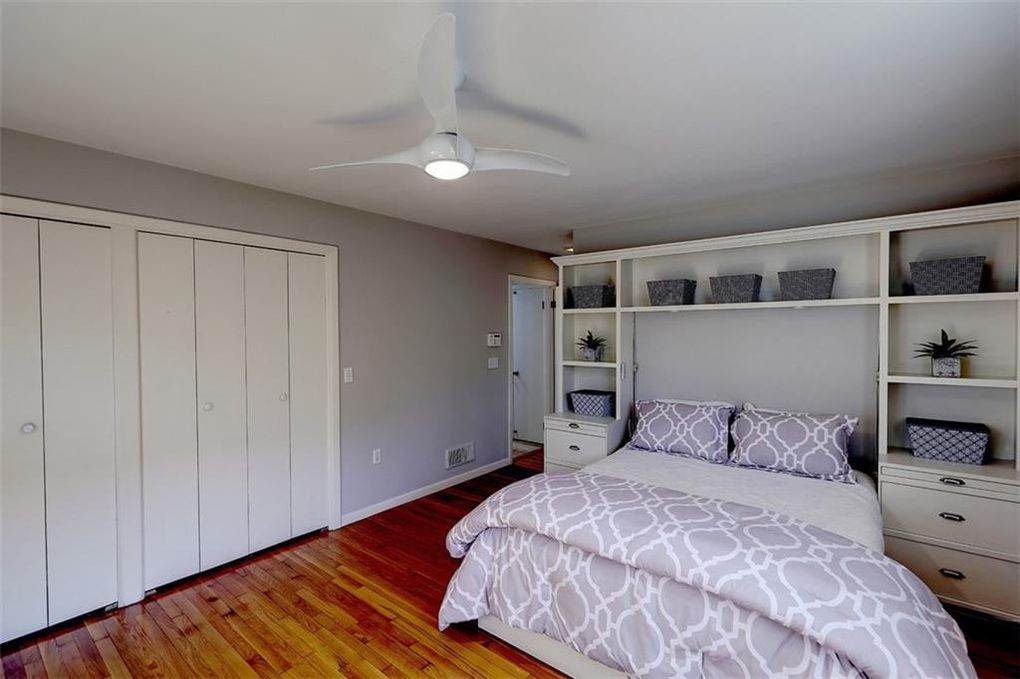 230 Laurel Ave, East Side of Prov, RI 02906