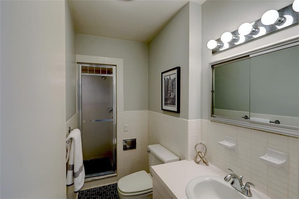 230 Laurel Ave, East Side of Prov, RI 02906