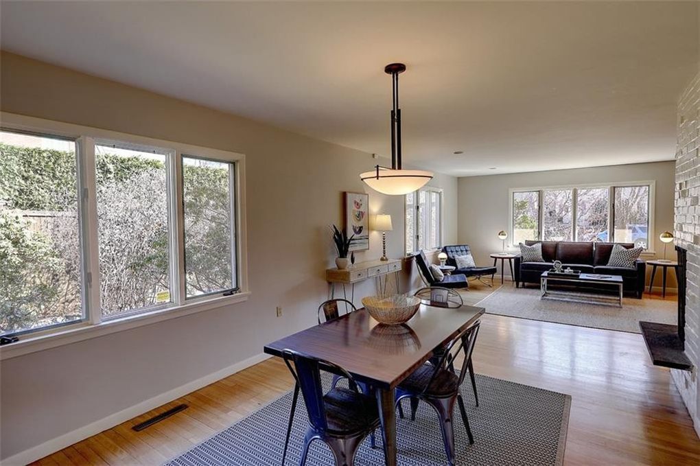 230 Laurel Ave, East Side of Prov, RI 02906