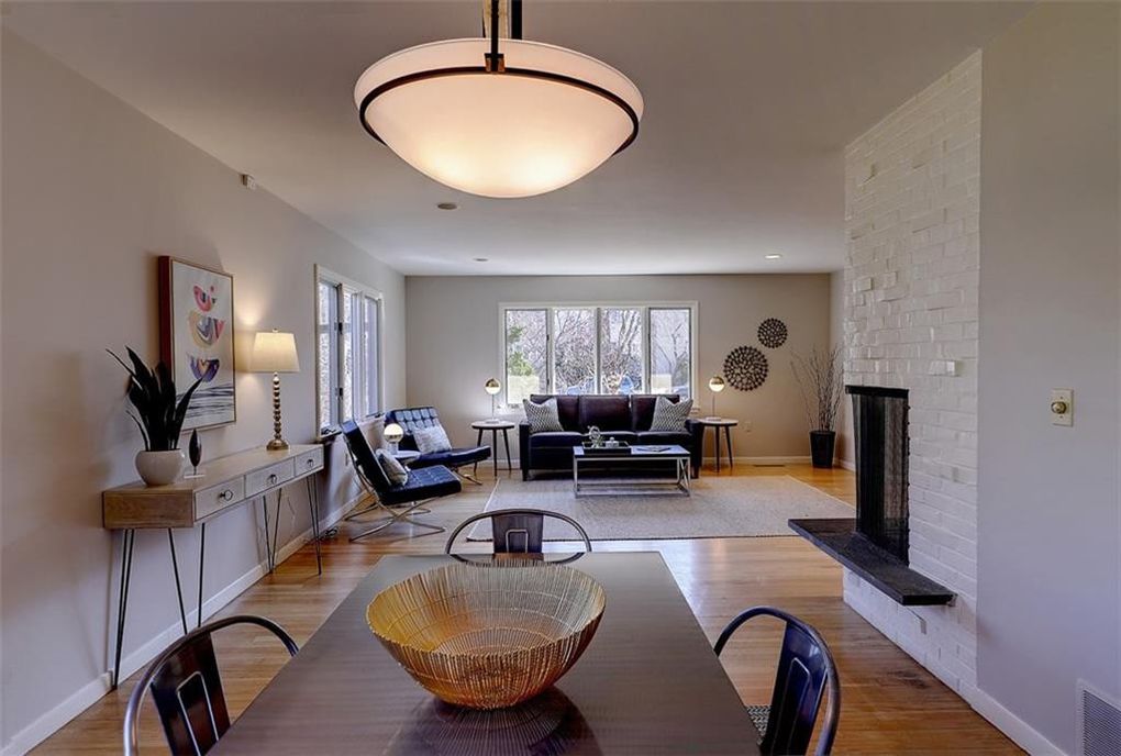 230 Laurel Ave, East Side of Prov, RI 02906