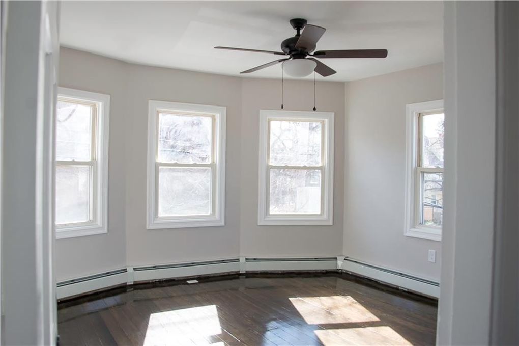 424 Hope St, Providence, RI 02906