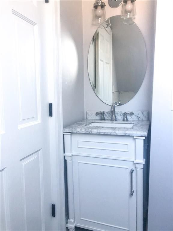 424 Hope St, Providence, RI 02906