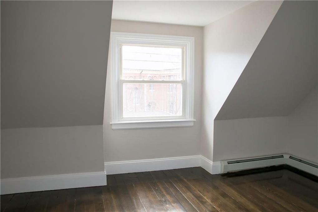 424 Hope St, Providence, RI 02906