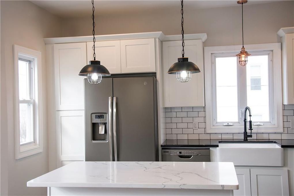 424 Hope St, Providence, RI 02906
