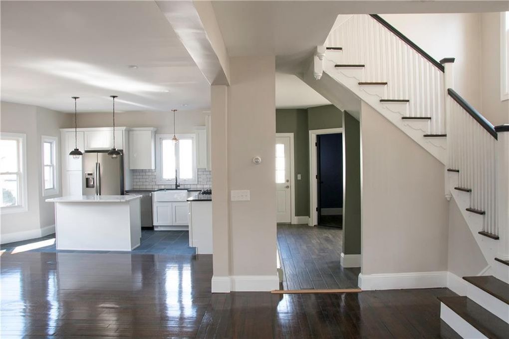 424 Hope St, Providence, RI 02906