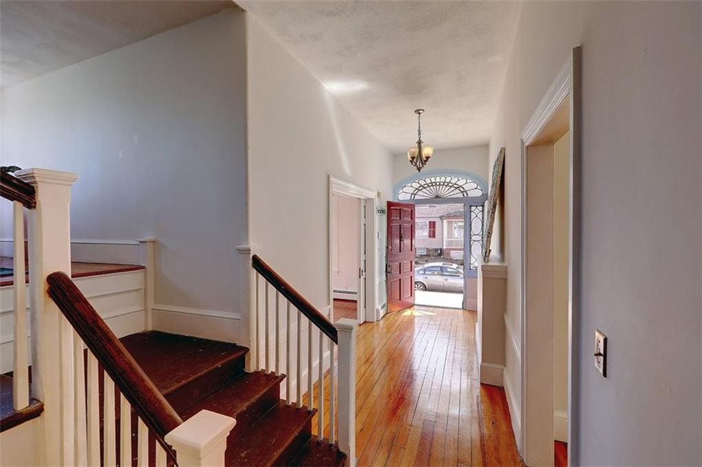 24 Adelphi Ave, East Side of Prov, RI 02906