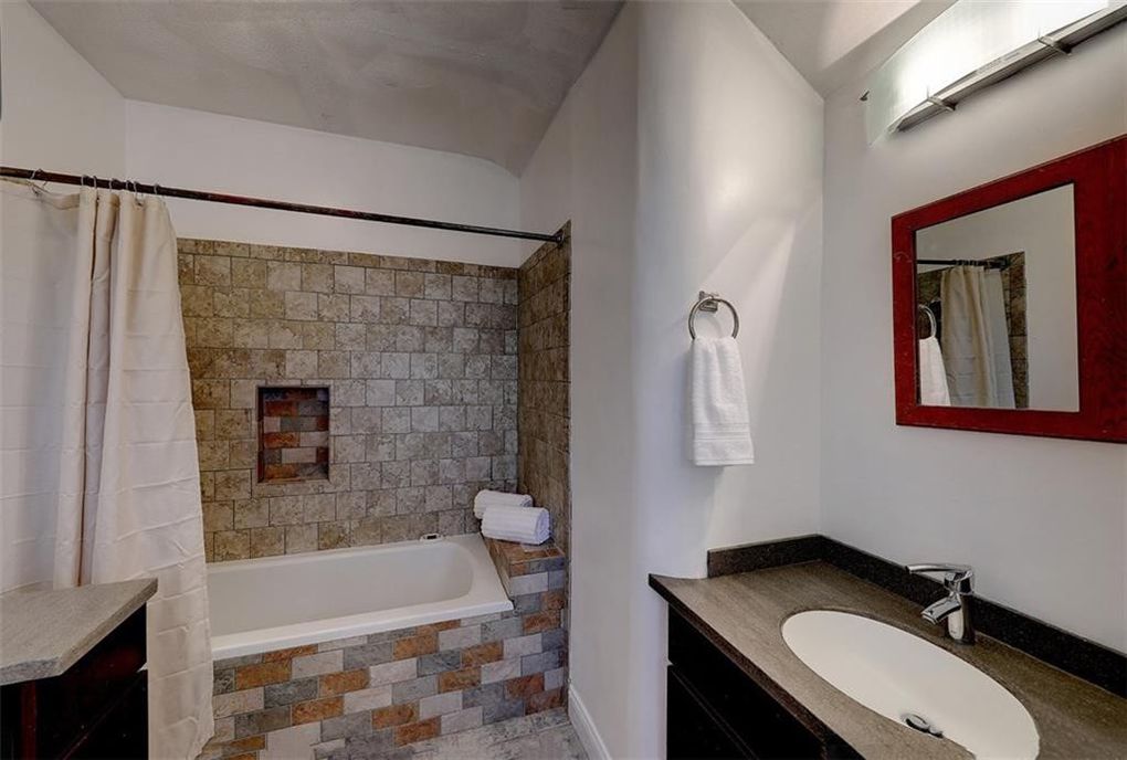 24 Adelphi Ave, East Side of Prov, RI 02906