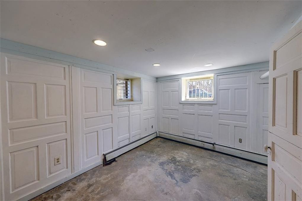 24 Adelphi Ave, East Side of Prov, RI 02906