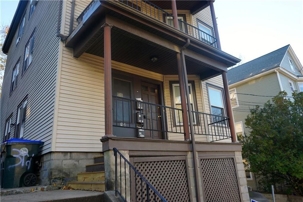 17 Evergreen St, Providence, RI 02906