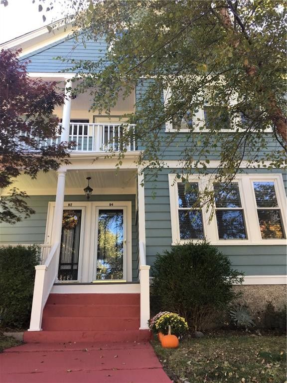 92 Colonial Rd, Providence, RI 02906